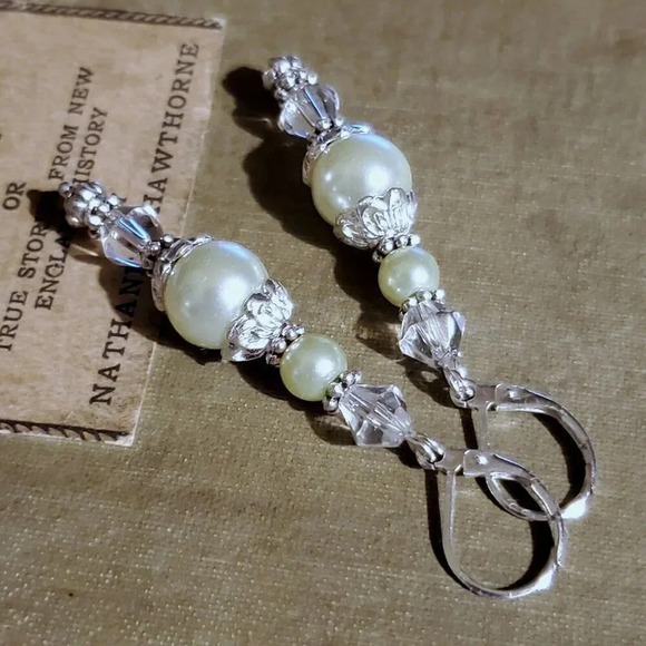 Lt Yellow Green Glass Pearl Sterling Silver Plate Handcrafted Dangle Earrings - Picture 7 of 11